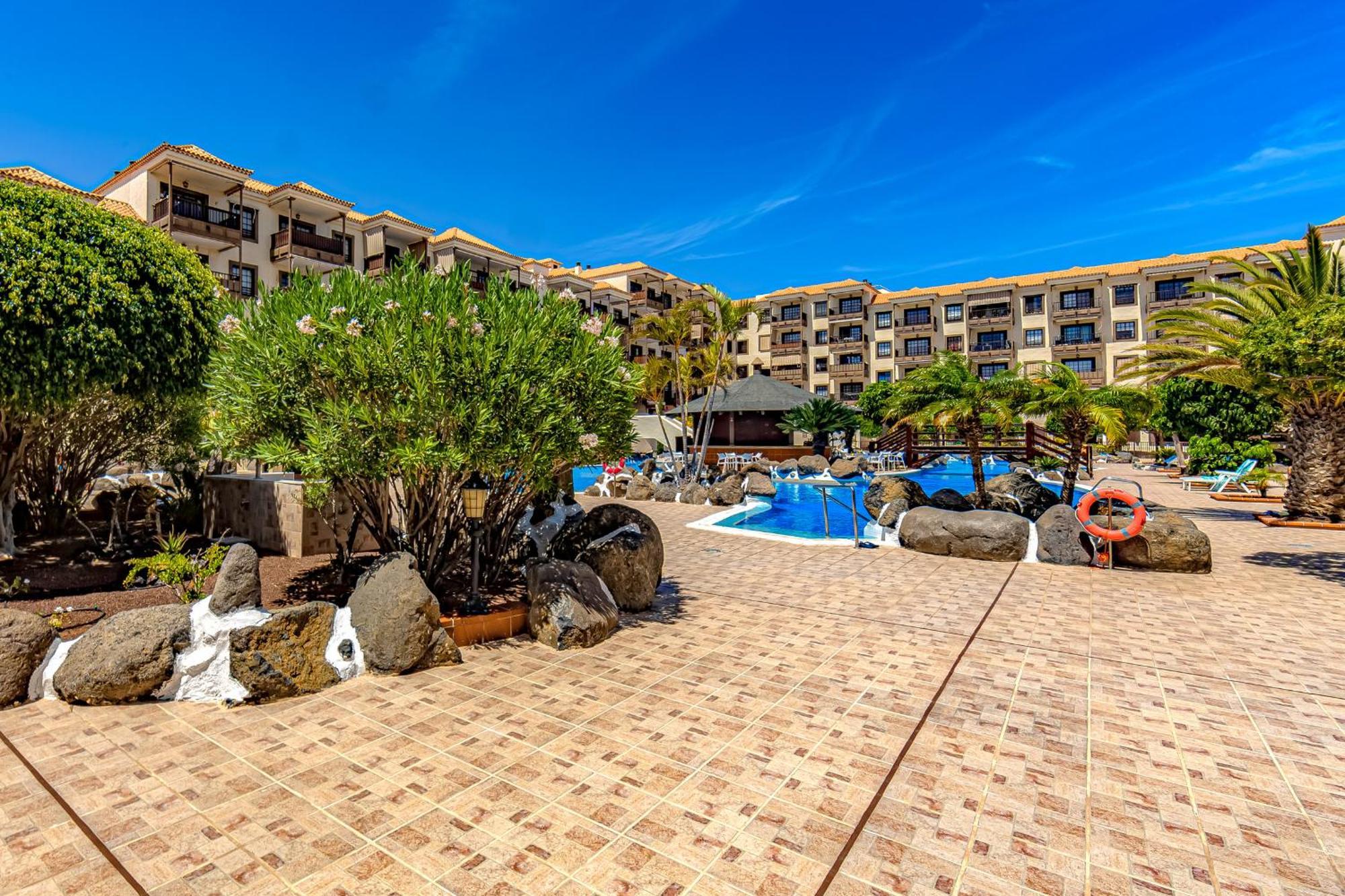 Atlantis 3 One Bedroom, Sea Front, In Complex With Pool Costa Del Silencio Luaran gambar