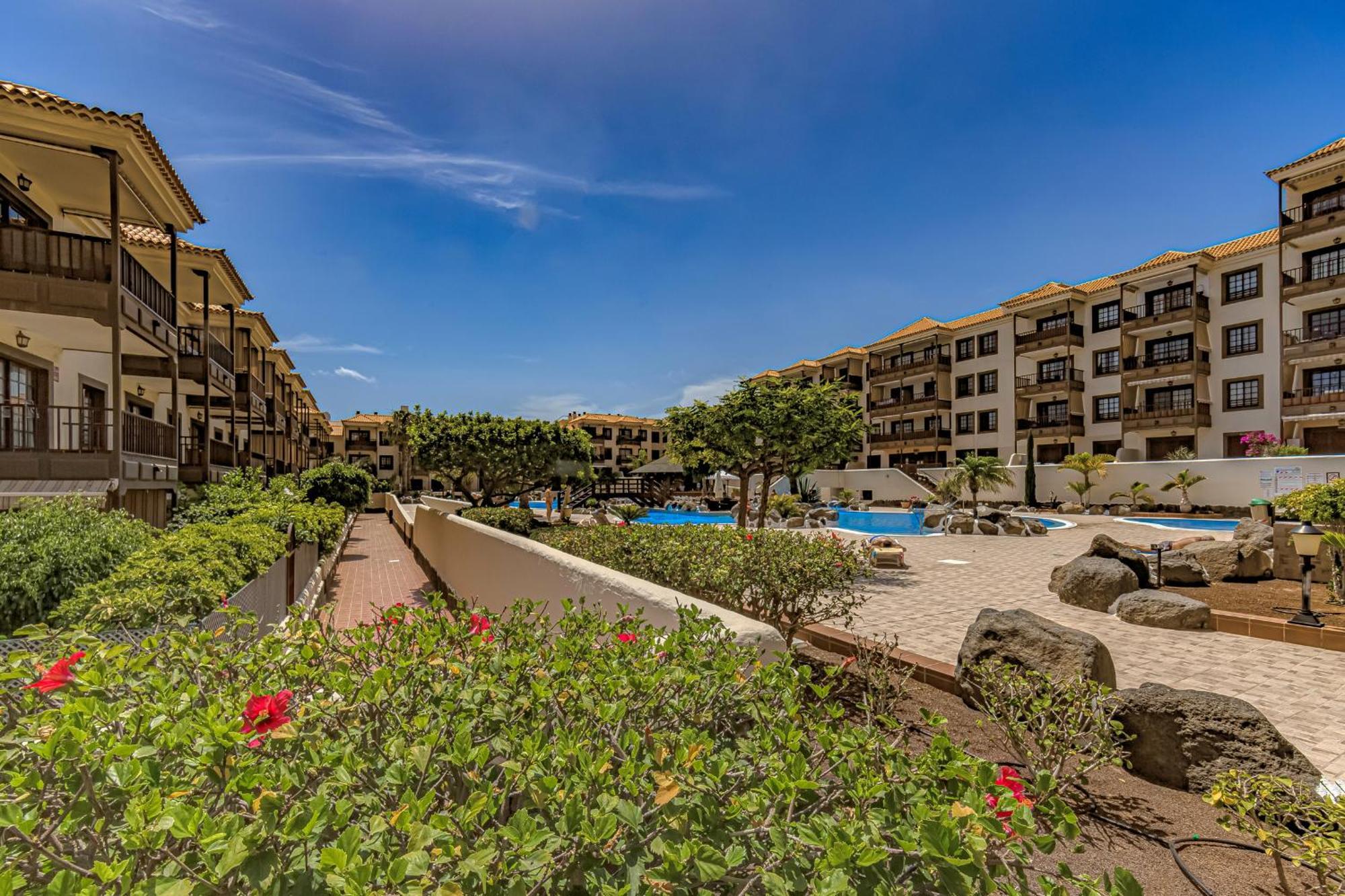 Atlantis 3 One Bedroom, Sea Front, In Complex With Pool Costa Del Silencio Luaran gambar