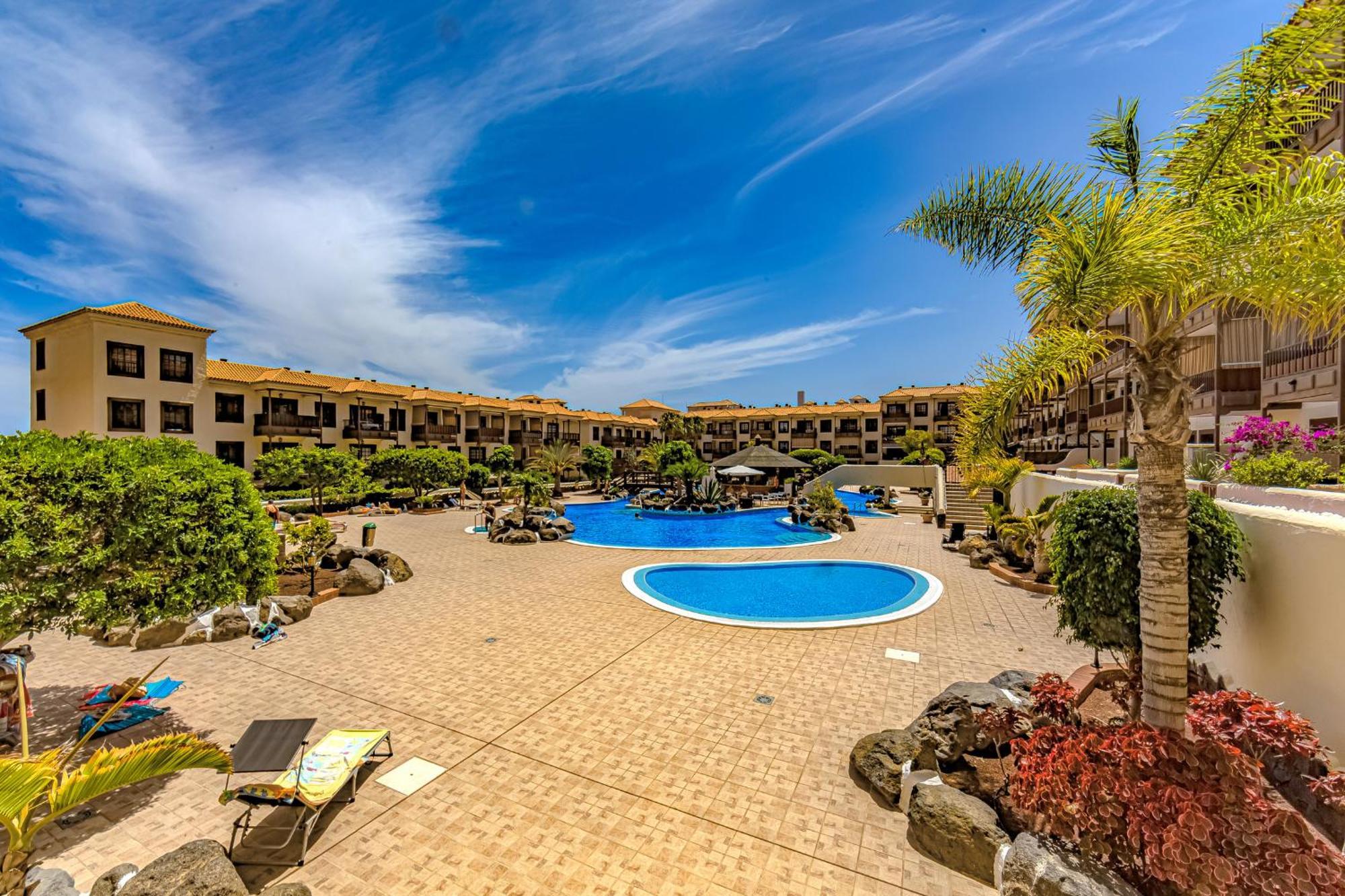 Atlantis 3 One Bedroom, Sea Front, In Complex With Pool Costa Del Silencio Luaran gambar